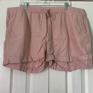 Women’s Pink Stretch Shorts